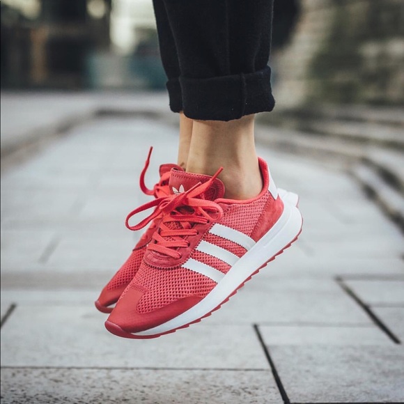NWT Adidas Flashback Runner Women’s Shoes - Picture 3 of 8